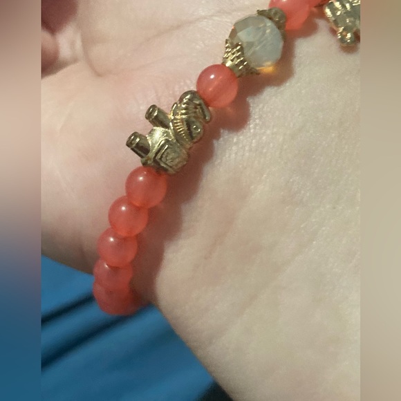 Matching bracelet set - Picture 5 of 16